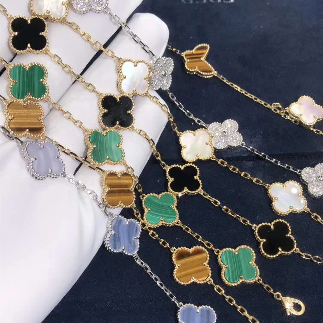 Inspired 18k Gold Van Cleef & Arpels Vintage Alhambra bracelet 5 motifs
