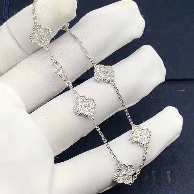 van Cleef & Arpels Süße Alhambra 18k White Gold 6 Diamant-Motive Armband